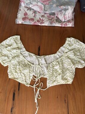 Elodie Crip Top